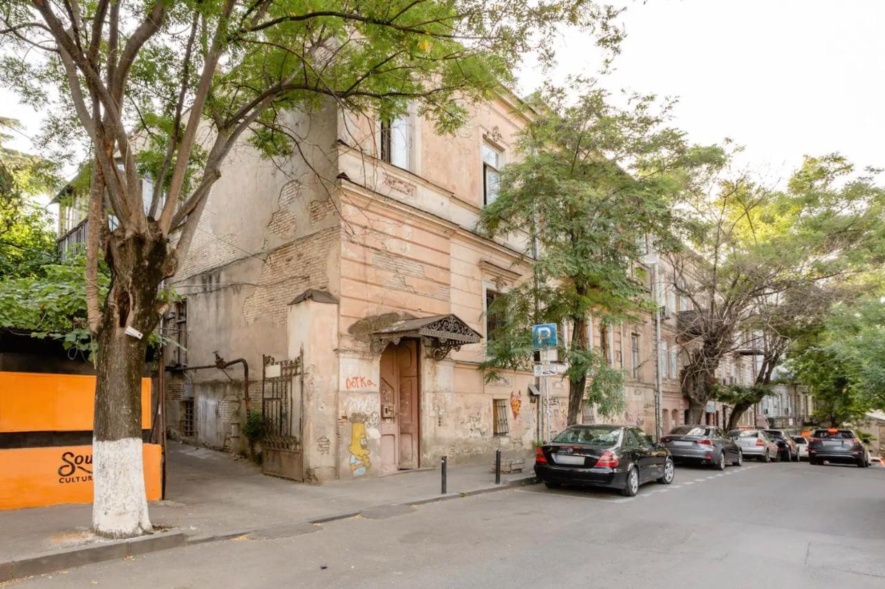 Lovely Dulcet Loft In Center Of Rustaveli Tbilisi Ngoại thất bức ảnh